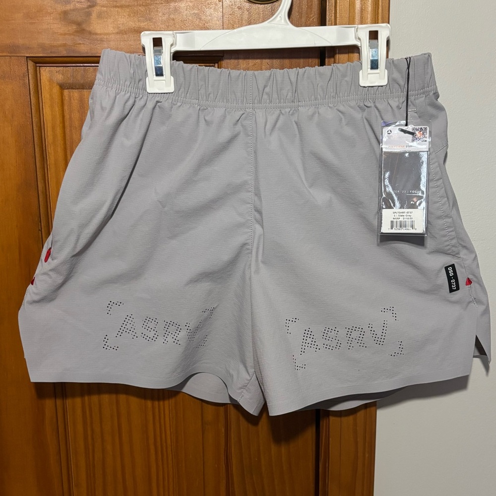 MENS SMALL ASRV DSG-0737 RIPSTOP 6" PERFORATED SHORTS